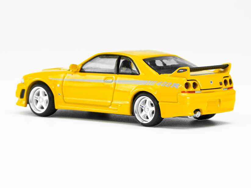 Skala 1/64 NISSAN GT-R NISMO 400R PROTOTYPE (PR64-53) fr Pop Race