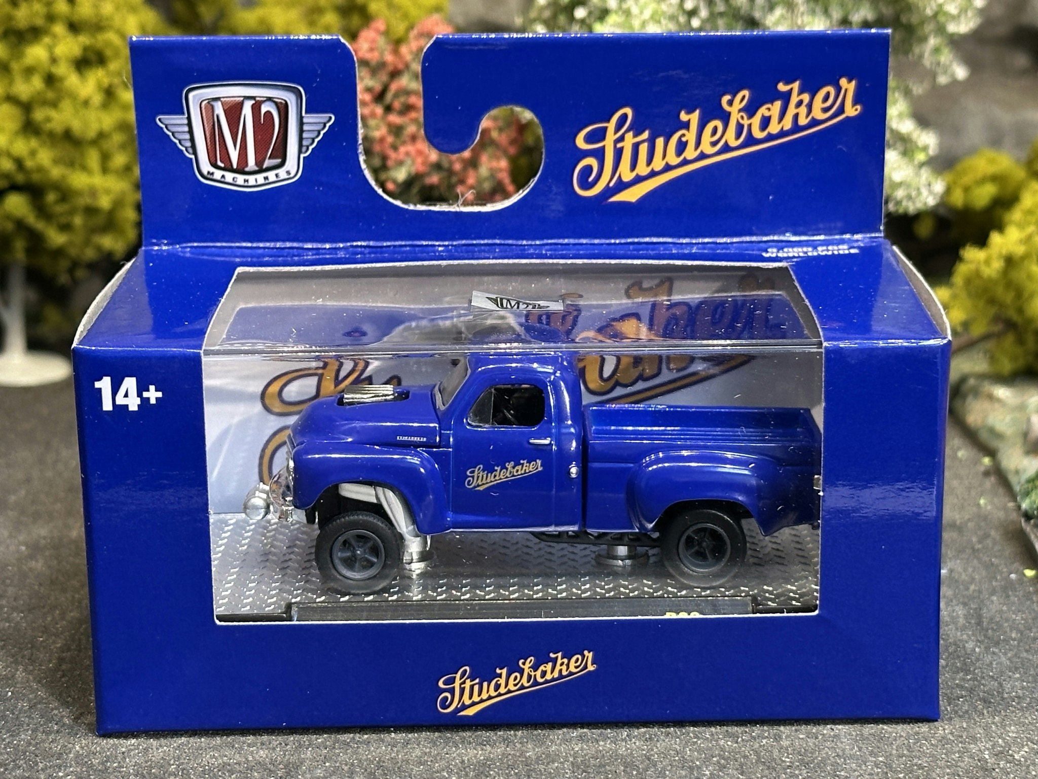 Skala 1/64 M2 -  Machines: Studebaker 2R Truck 1950, Blue