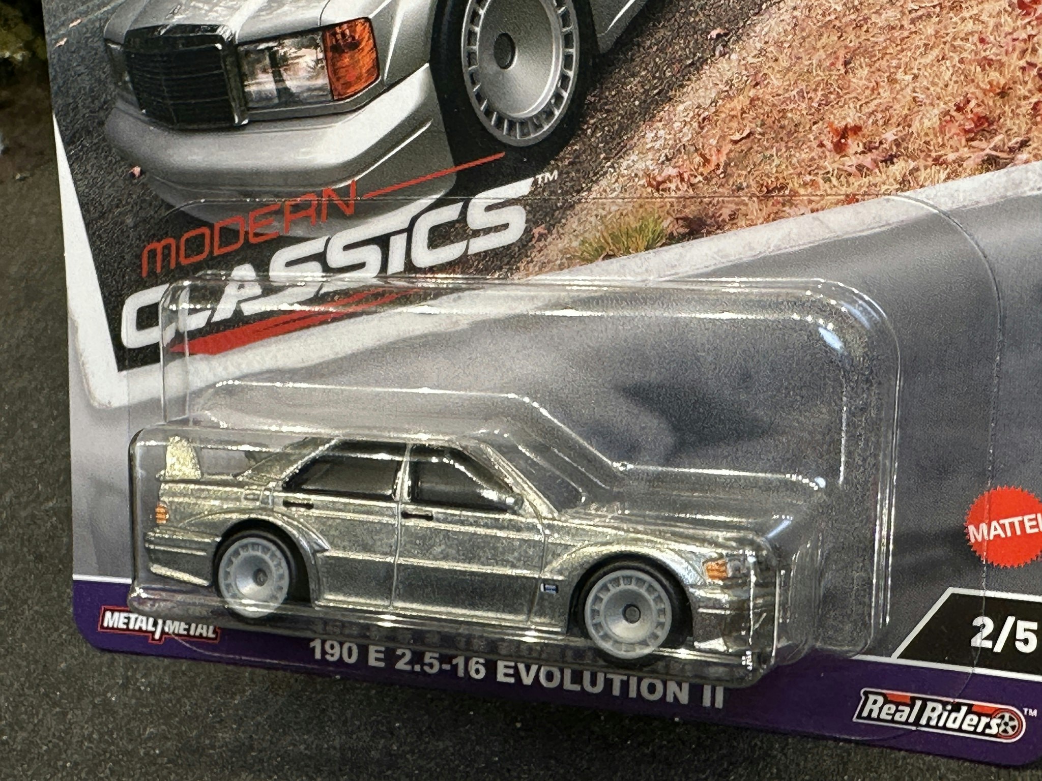 Skala 1/64 Hot Wheels Premium, Modern Classics: Mercedes Benz 190 E -16 Evolution 1990 Silver - Car Culture