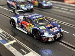 Skala 1/32 Analogue slot car fr Carrera: Audi R8 LMS GT3 evo II, ABT Sportsline- Red Bull #7 DTM 2024