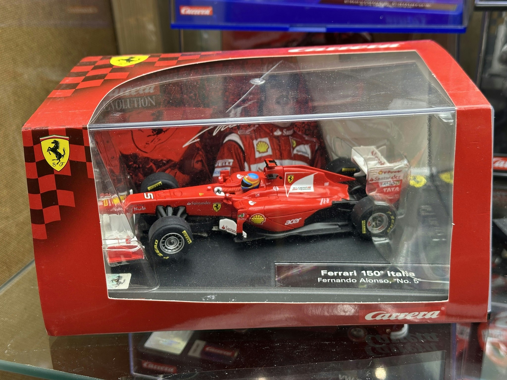 Scale 1/32 Analogue slotcar Carrera: Ferrari 150° Italia, F.Alonso #5