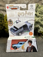 Skala 1/64 Matchbox "Moving Parts" - 1962 Ford Anglia "Harry Potter"