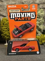 Skala 1/64 Matchbox "Moving Parts" - 1988 Mazda RX7