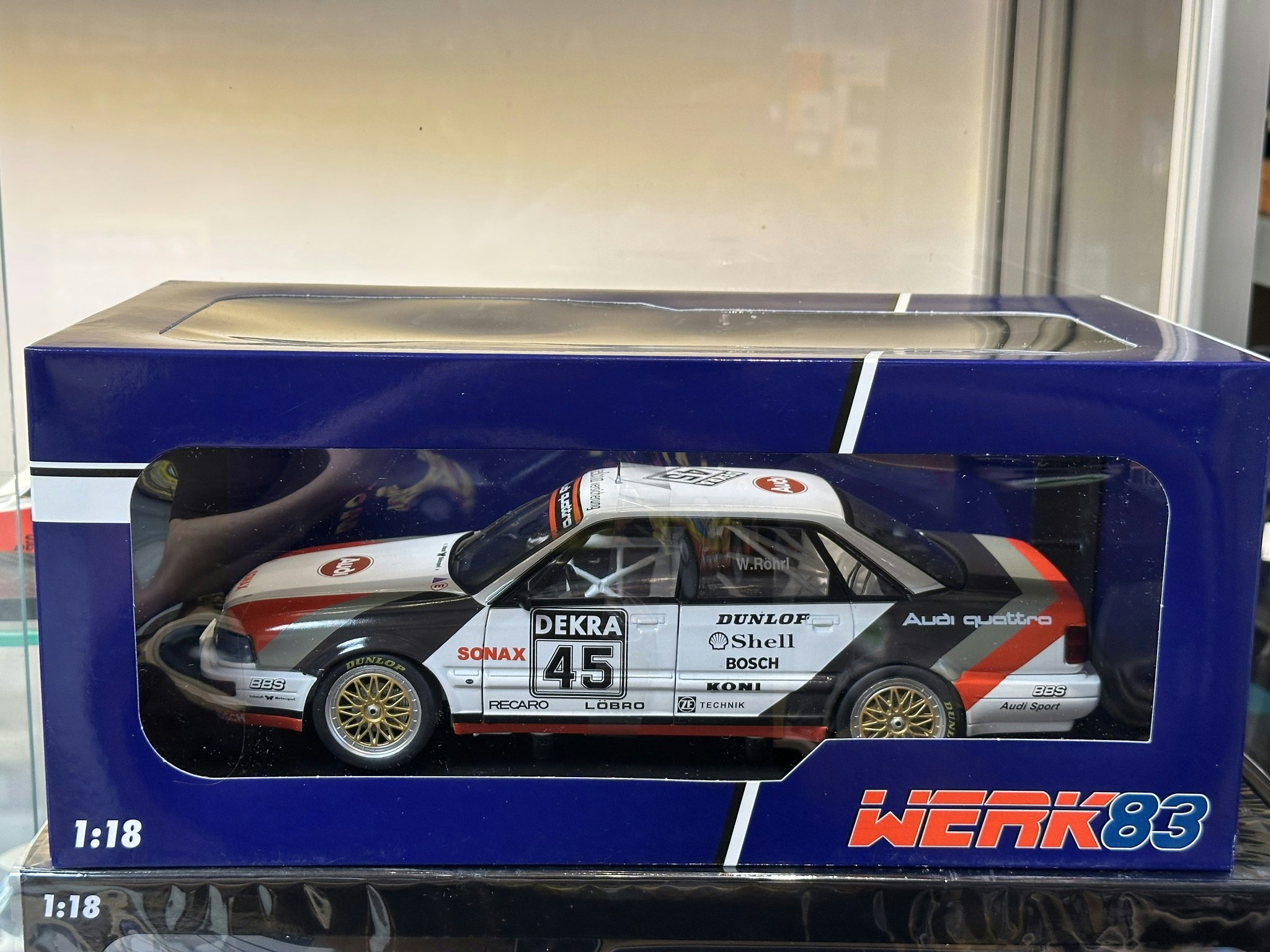 Skala 1/18 Audi V8 DTM #45 W.Röhrl fr WERK83
