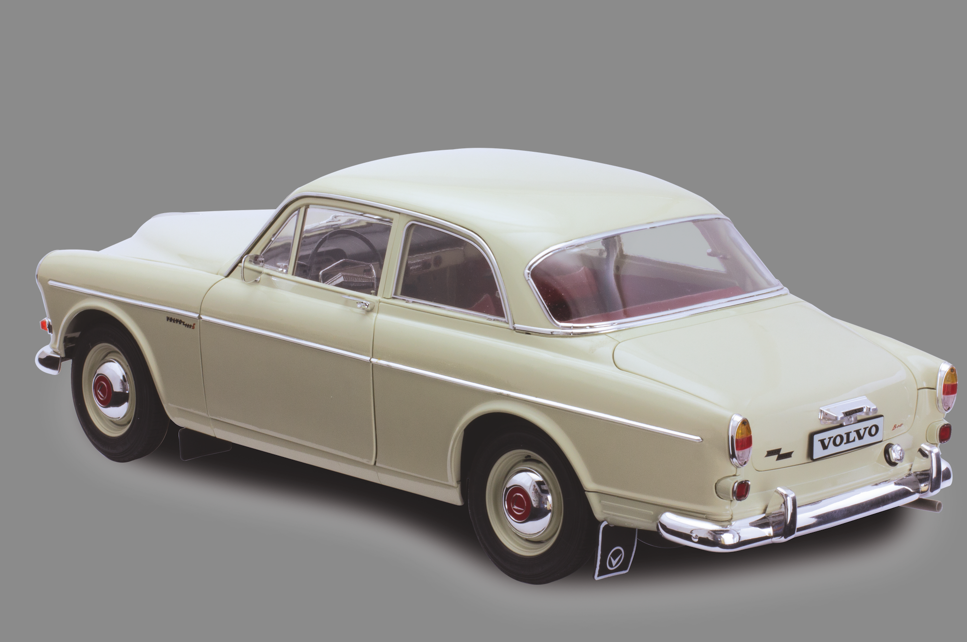 Skala 1/8 Volvo 122S Amazon in metal, w light, etc. fr Ixo Collections - Diamant8