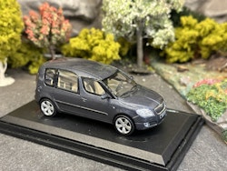 Skala 1/43 Škoda Roomster, Dark grey fr Abrex