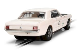 Skala 1/32 Analogue Scalextric Slot Car: Mustang Bill & Fred Shepherd, Goodwood Revival