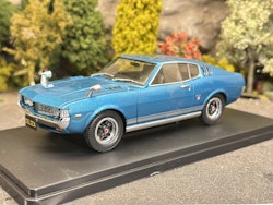 Skala 1/24 Toyota Celica LB 2000 GT (1973) fr WhiteBox