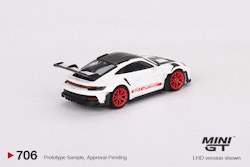 Skala 1/64 Porsche 911 (992) GT3 RS Weissach Package White with Pyro Red fr MINI GT (GT706)