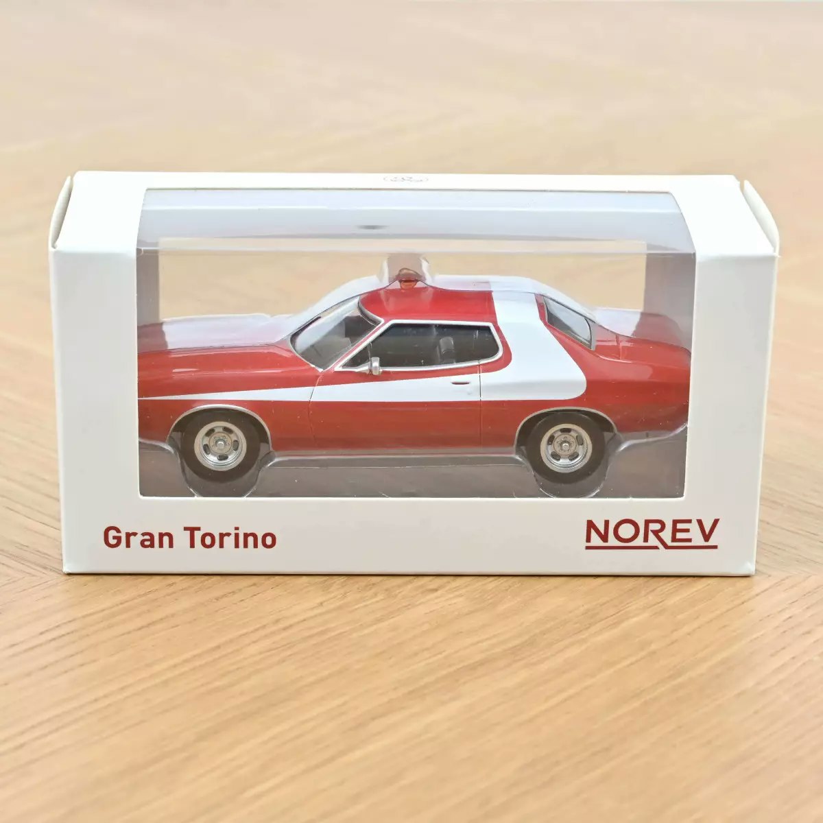 Skala 1/43 Ford Gran Torino 1975 Starsky and Hutch fr NOREV