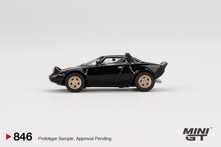 Skala 1/64 Lancia Stratos HF Stradale Nero fr MINI GT (846)