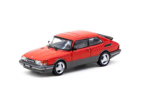 Skala 1/64 SAAB 900 Turbo, Red w with Tarmac Cards fr TARMAC WORKS