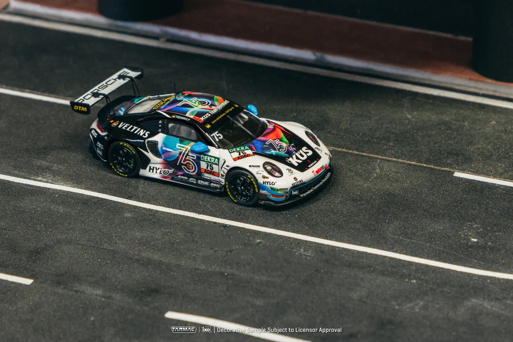 Skala 1/64 Porsche 911 GT3 R DTM 2023 #75 fr Tarmac Works