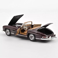 Skala 1/18 Mercedes-Benz 300 SL Roadster 1957 Dark Red fr Norev