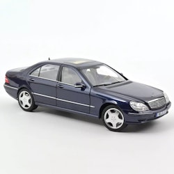 Skala 1/18 Mercedes-Benz S55 AMG 2000 Blue metallic fr Norev