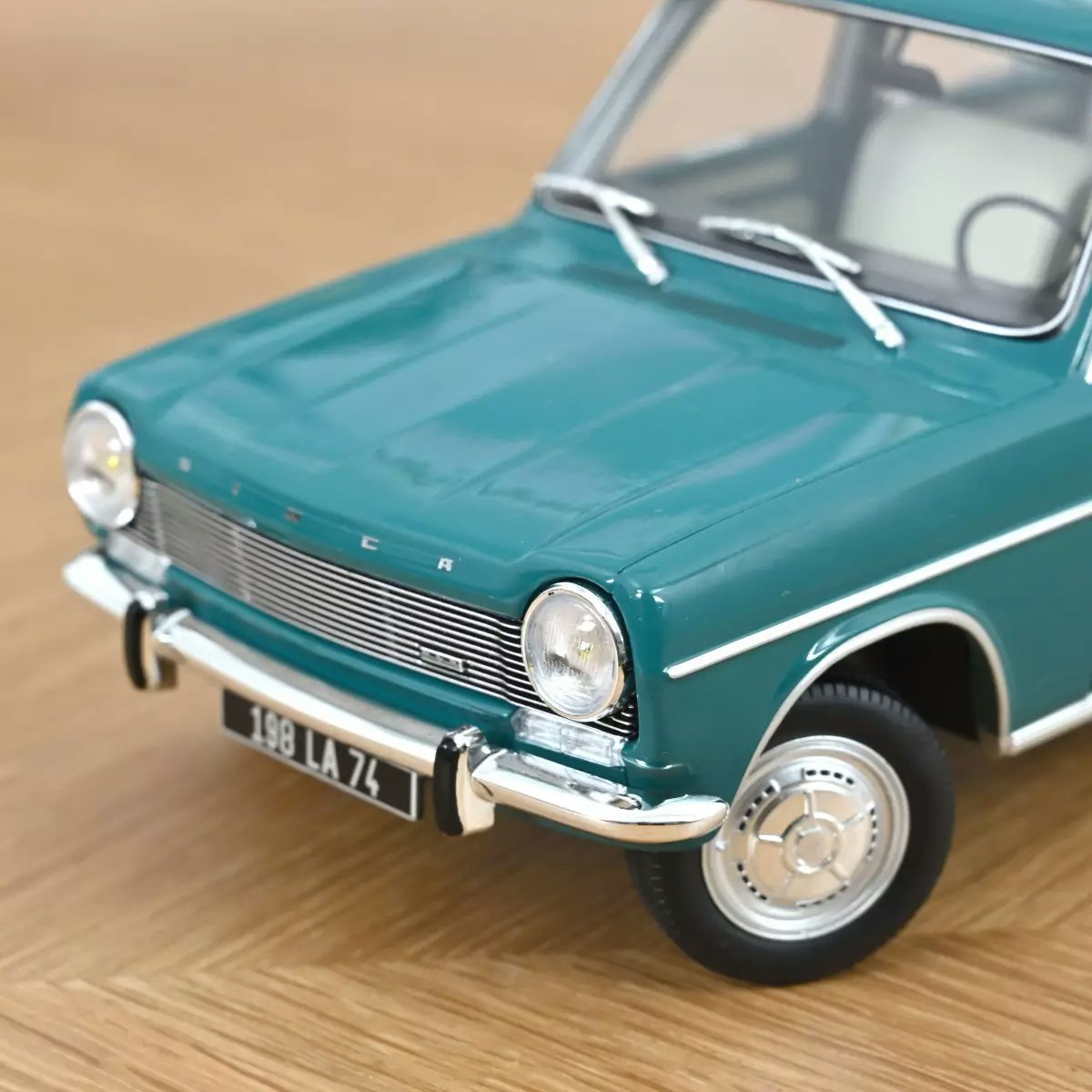 Skala 1/18 Simca 1100 GLS 1968 Borodine Green  fr Norev
