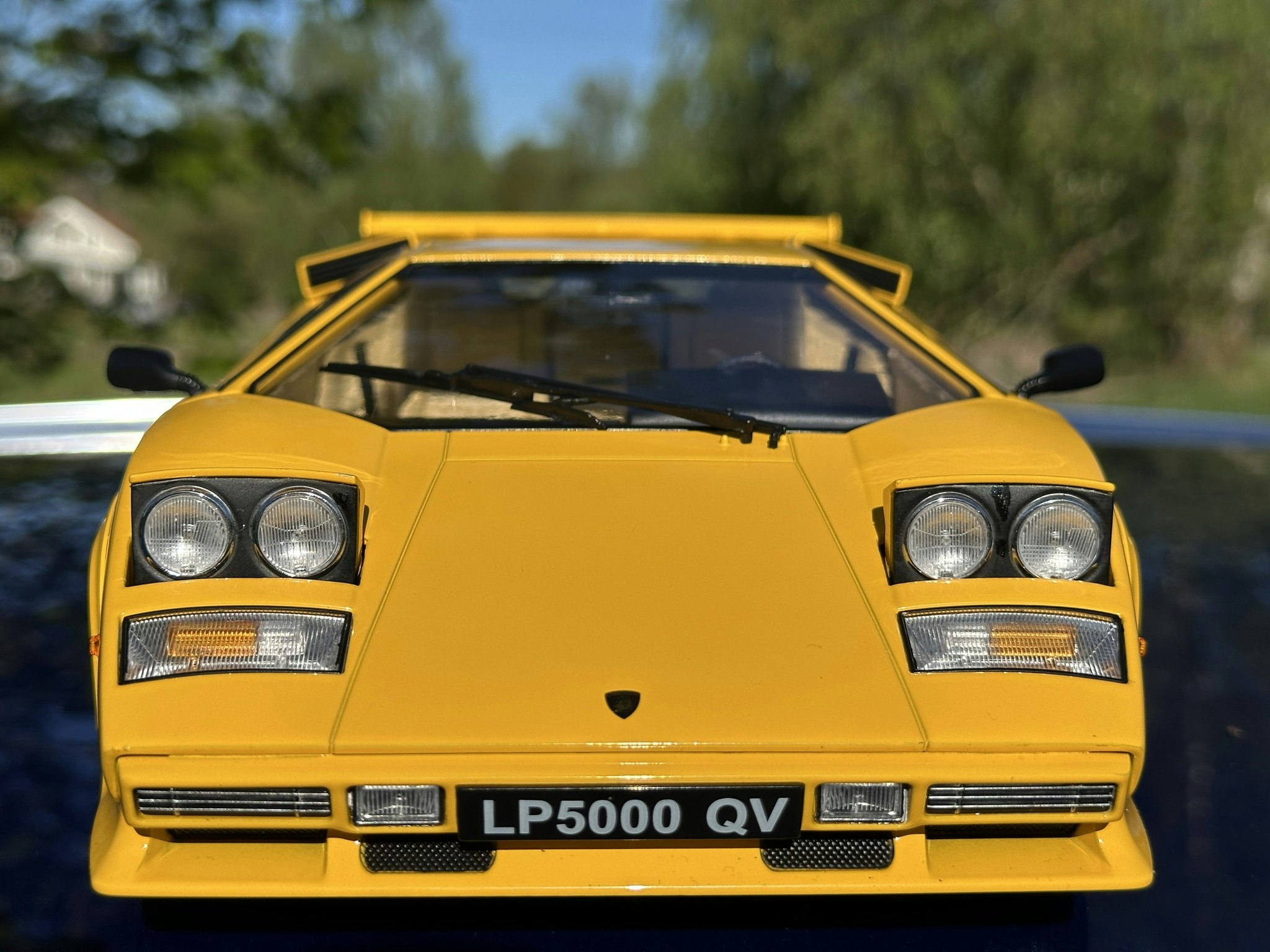 Skala 1/12 Lamborghini Countach LP 5000 QV Yellow 1985 fr KK-Scale