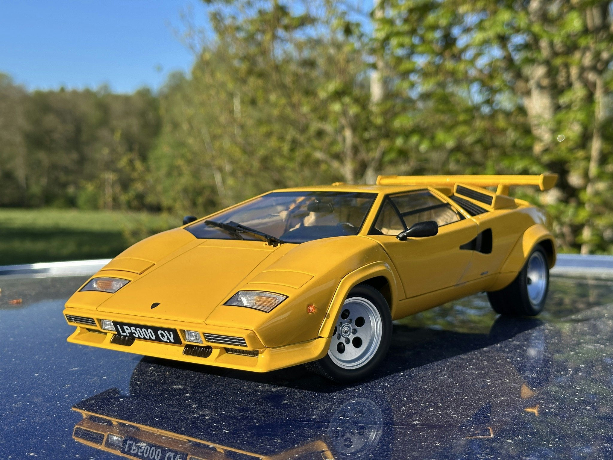 Skala 1/12 Lamborghini Countach LP 5000 QV Yellow 1985 fr KK-Scale