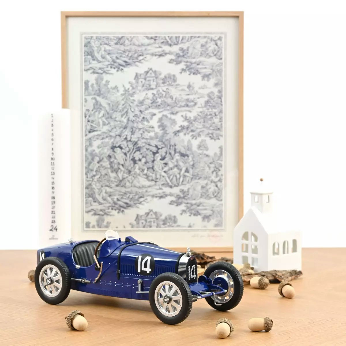 Skala 1/12 Bugatti T35 1925 Dark Blue fr Norev