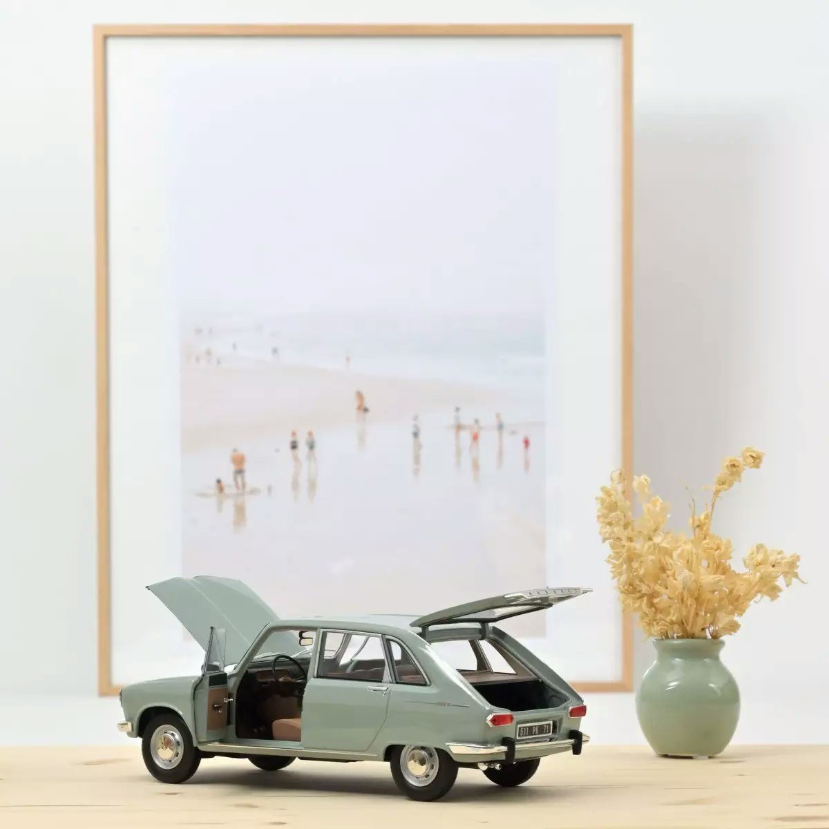 Skala 1/18 Renault 16 1968 Light Blue fr Norev