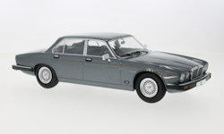Skala 1/18 Jaguar XJ Serie III, mörkgrå, 1979 fr MCG/Model Car Group