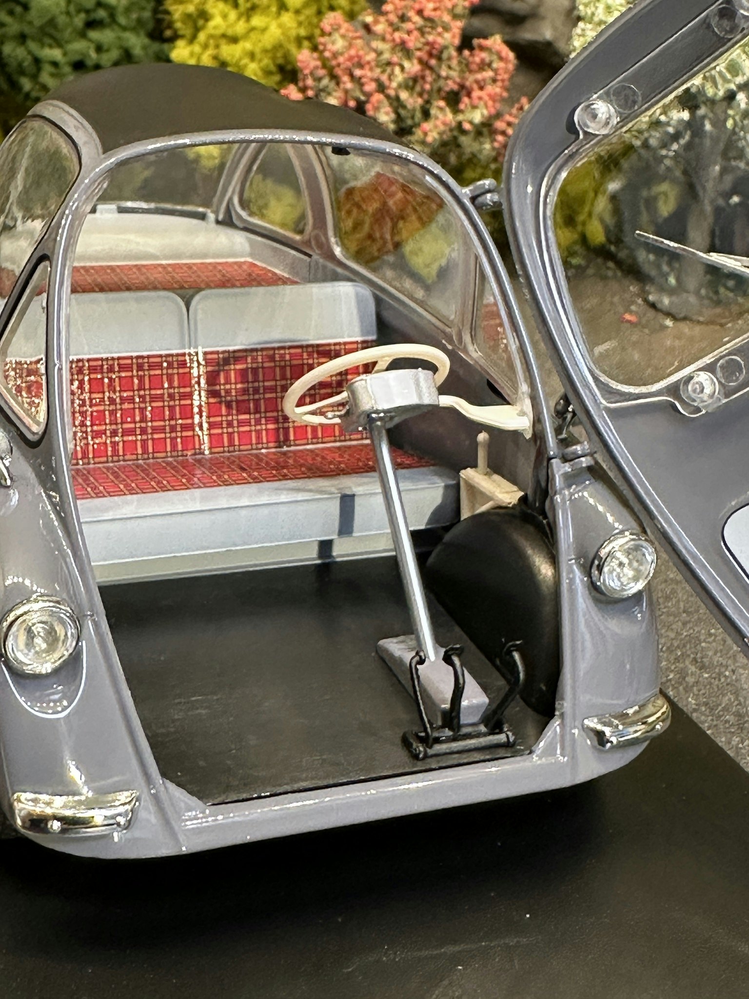 Skala 1/18 Heinkel Trojan, Grey fr Oxford Automobile Company