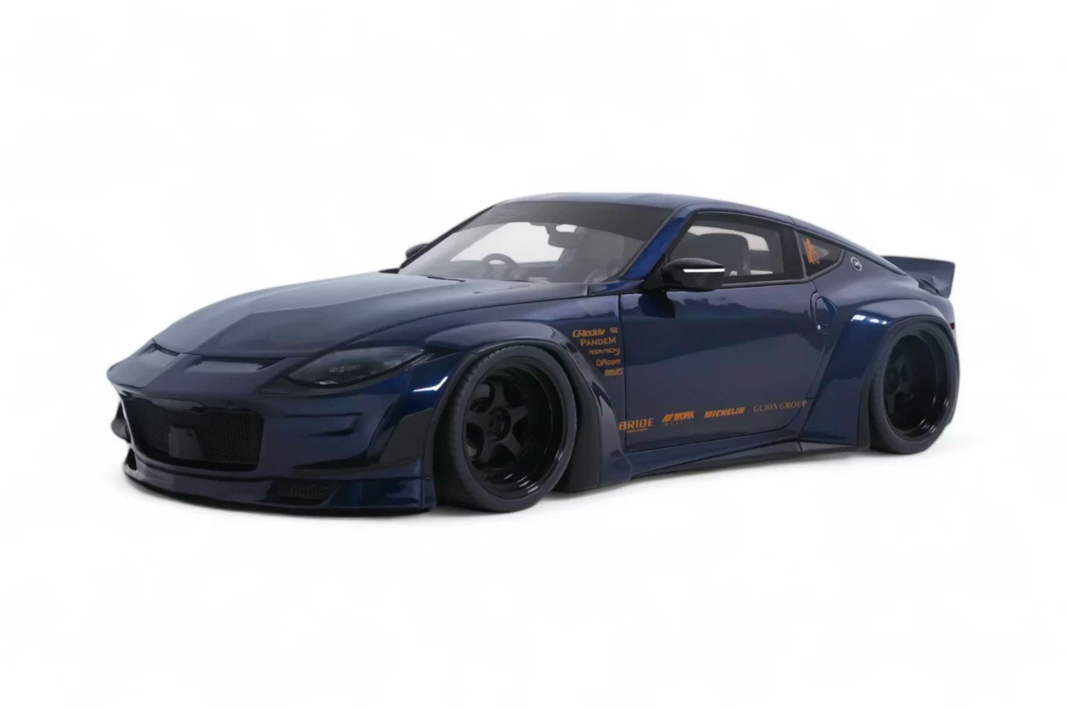 Skala 1/18 Pandem Nissan Fairlady Z, Midnight Blue 2023fr GT Spirit (GT494)