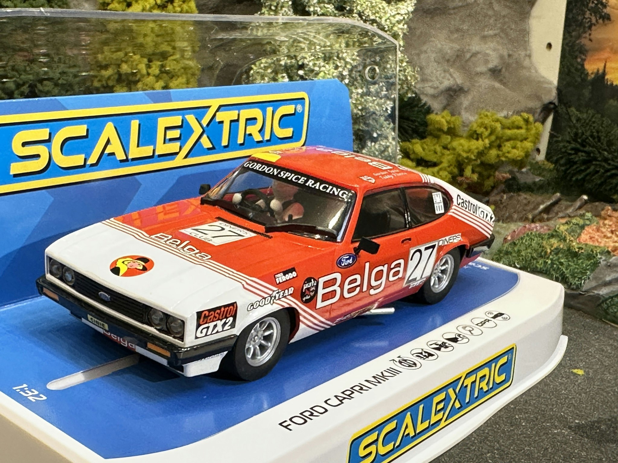 Skala 1/32 Analogue Scalextric Slot Car: Ford Capri MKIIII - Spa 24hrs winner 1978