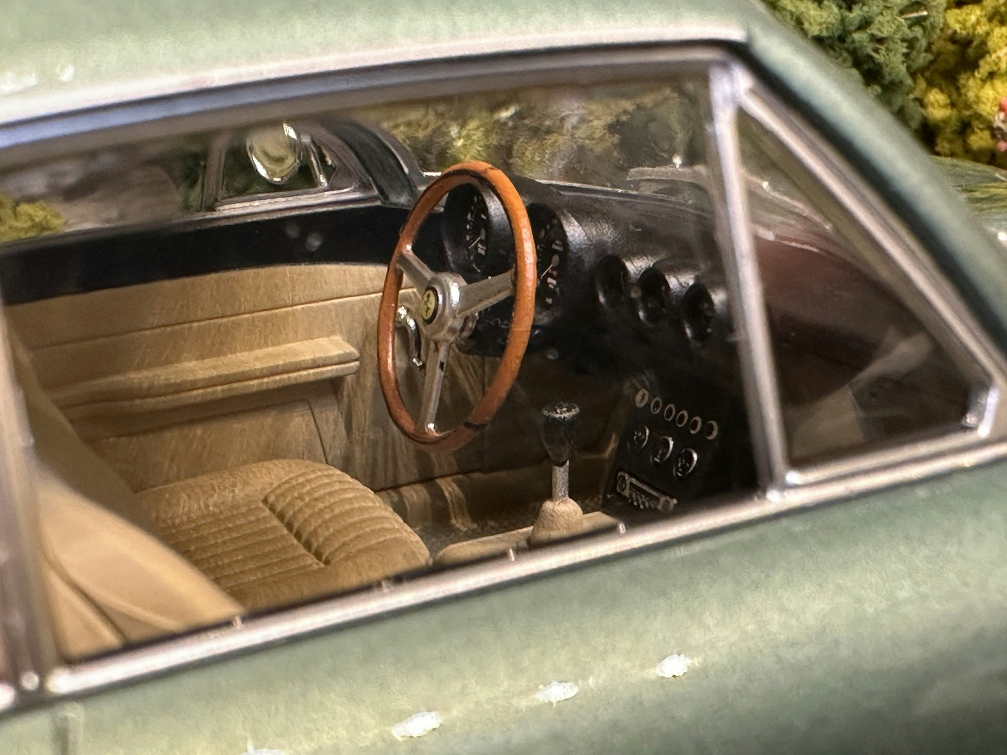 Skala 1/18 Ferrari 400 Superamerica 1962, Green Metallic fr KK-Scale