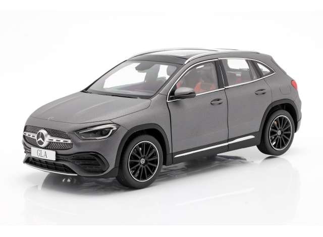 Skala 1/18 2020 Mercedes-Benz GLA class (H247) mountain grey, fr Z Models
