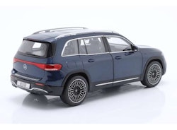 Skala 1/18 2021 Mercedes-Benz EQB, Denim blue fr NZG