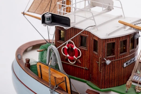 Skala 1/33 Building kit Fishing Boat Mary Ann 472 - fr Billing Boats - wooden hull