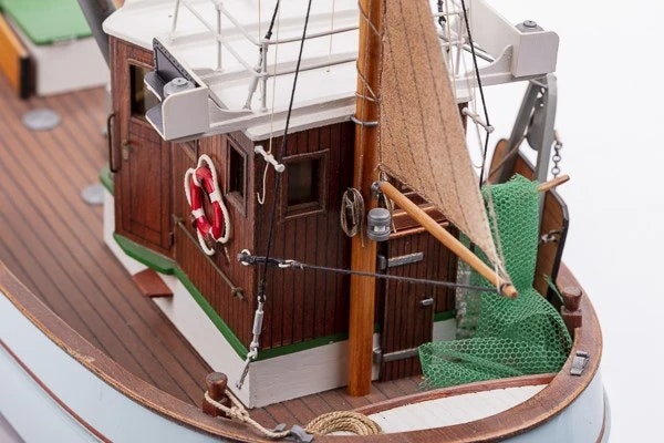 Skala 1/33 Building kit Fishing Boat Mary Ann 472 - fr Billing Boats - wooden hull