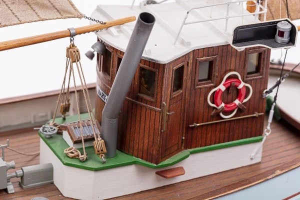 Skala 1/33 Building kit Fishing Boat Mary Ann 472 - fr Billing Boats - wooden hull