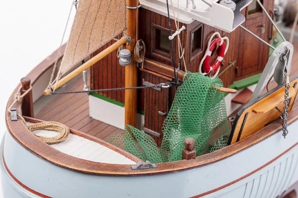Skala 1/33 Building kit Fishing Boat Mary Ann 472 - fr Billing Boats - wooden hull