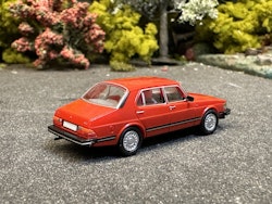 Skala 1/87 - SAAB 900 sedan, Red fr PCX87