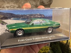 Skala 1/43 Ford Gran Torino Sport 1972, Green fr Magazine Models