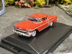 Skala 1/87 Chevrolet Impala 1958 Sports Coupe, Rio red fr Oxford