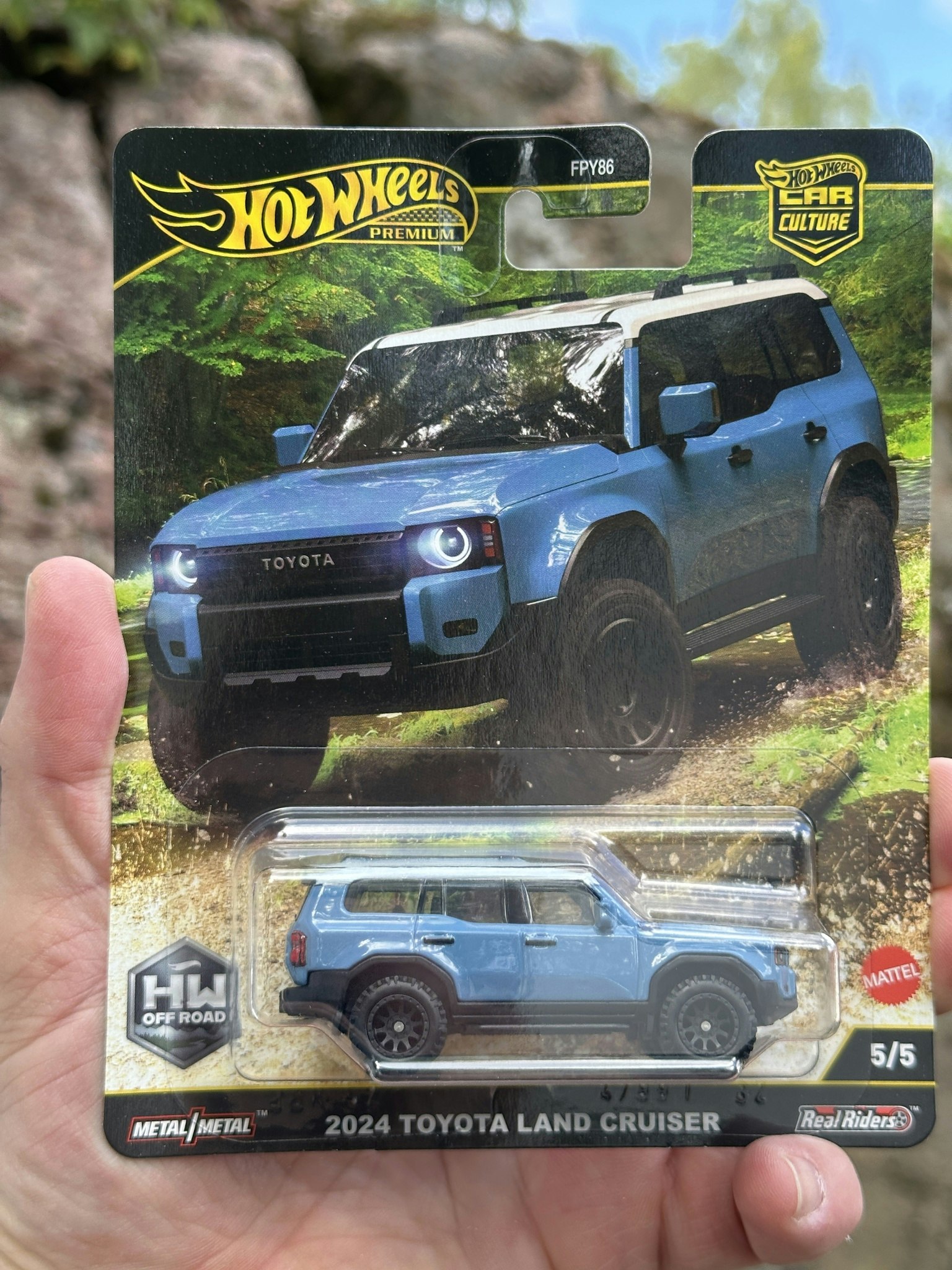 Skala 1/64 Hot Wheels Premium, Car Culture: 2024 Toyota Land Cruiser "HW Off Road"