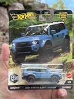 Skala 1/64 Hot Wheels Premium, Car Culture: 2024 Toyota Land Cruiser "HW Off Road"