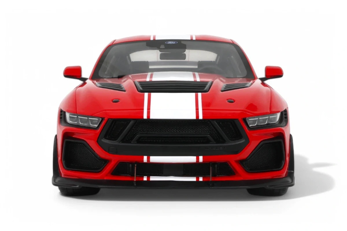 Skala 1/18 Shelby Mustang Supersnake, Race Red 2025 fr GT Spirit (GT531)