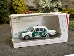Skala 1/64 Mercedes-Benz 200 D "Polizei" German police car fr Schuco