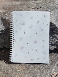 Tryckt skrivbok – Maskros (148x210mm)