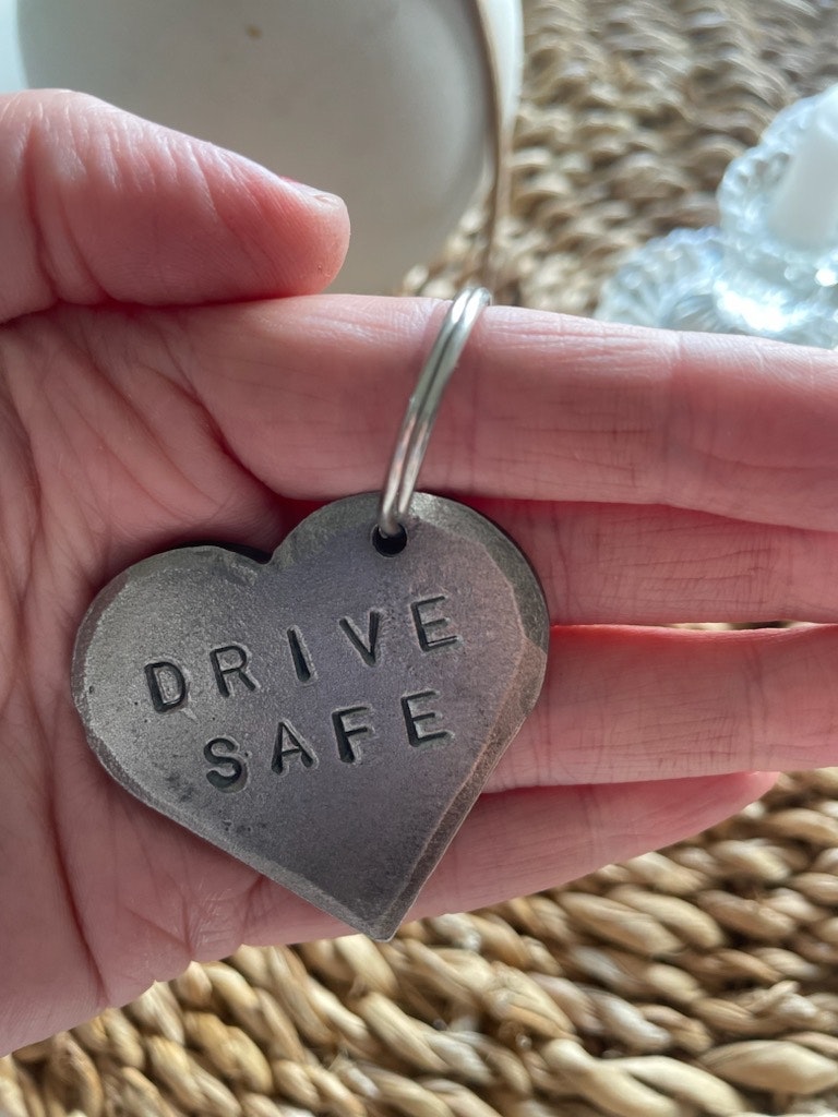Nyckelring i smide - Drive Safe