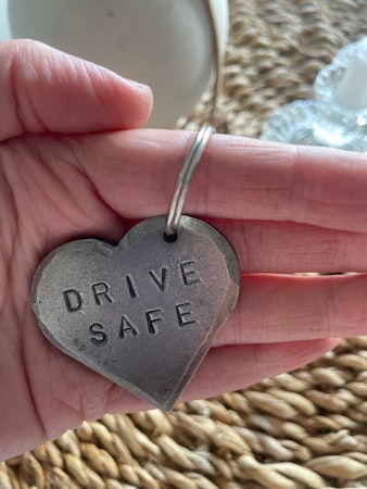 Nyckelring i smide - Drive Safe