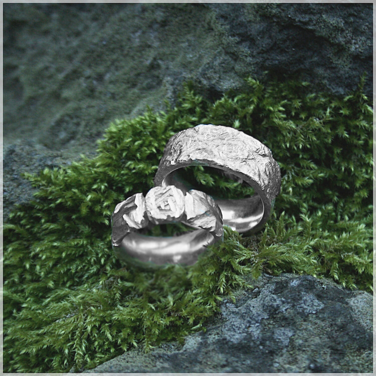 Fortuna och Frej silverringar. Handskulpterade. Unika ringar i silver från Alv Design