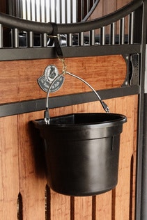 Grooming Deluxe Water Bucket