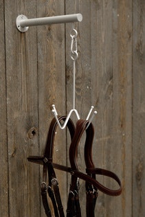 Grooming Deluxe Bridle Hook 4 prong with wall attachment SILVER