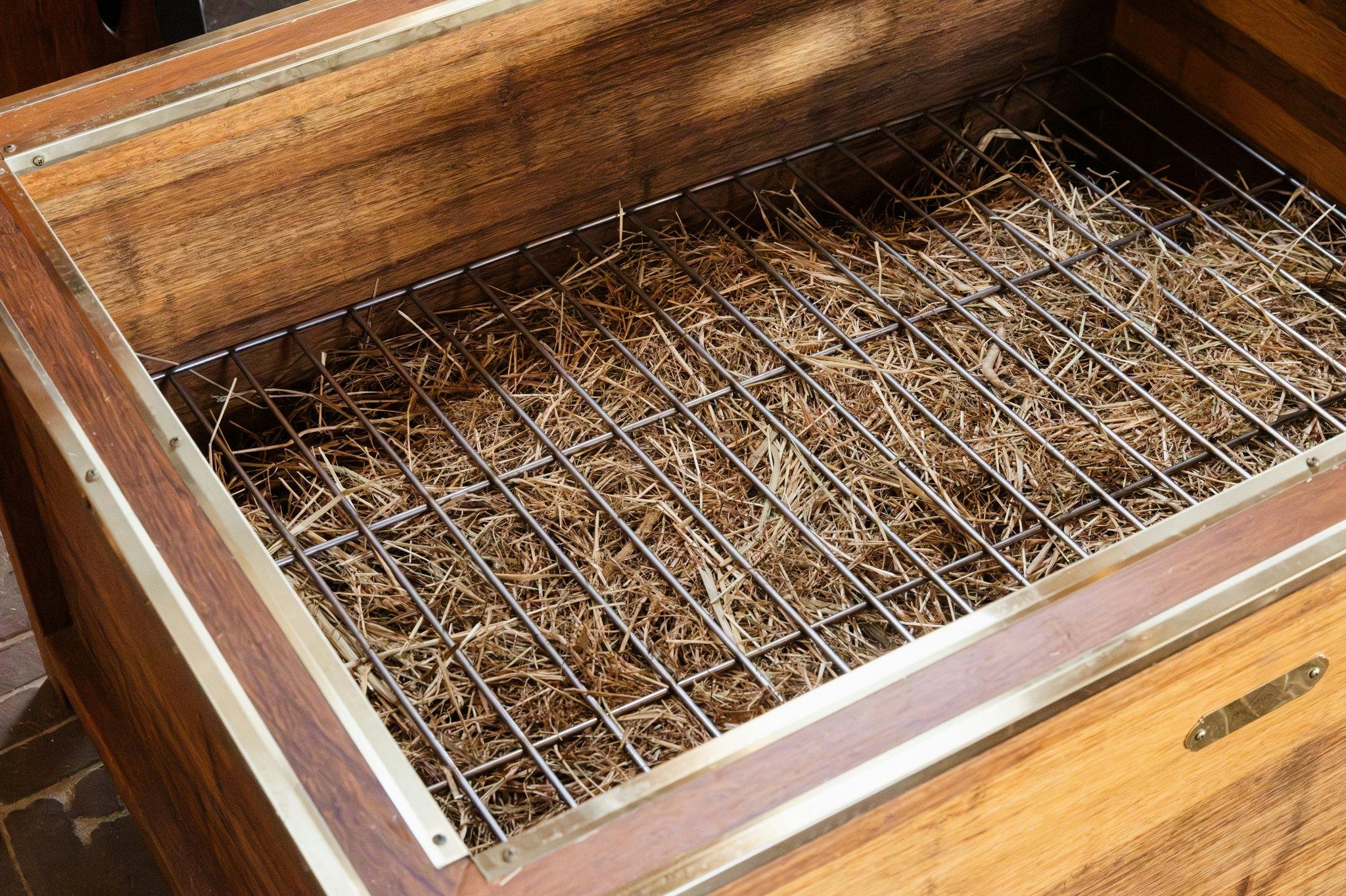 Grooming Deluxe Bamboo Slow Feeder