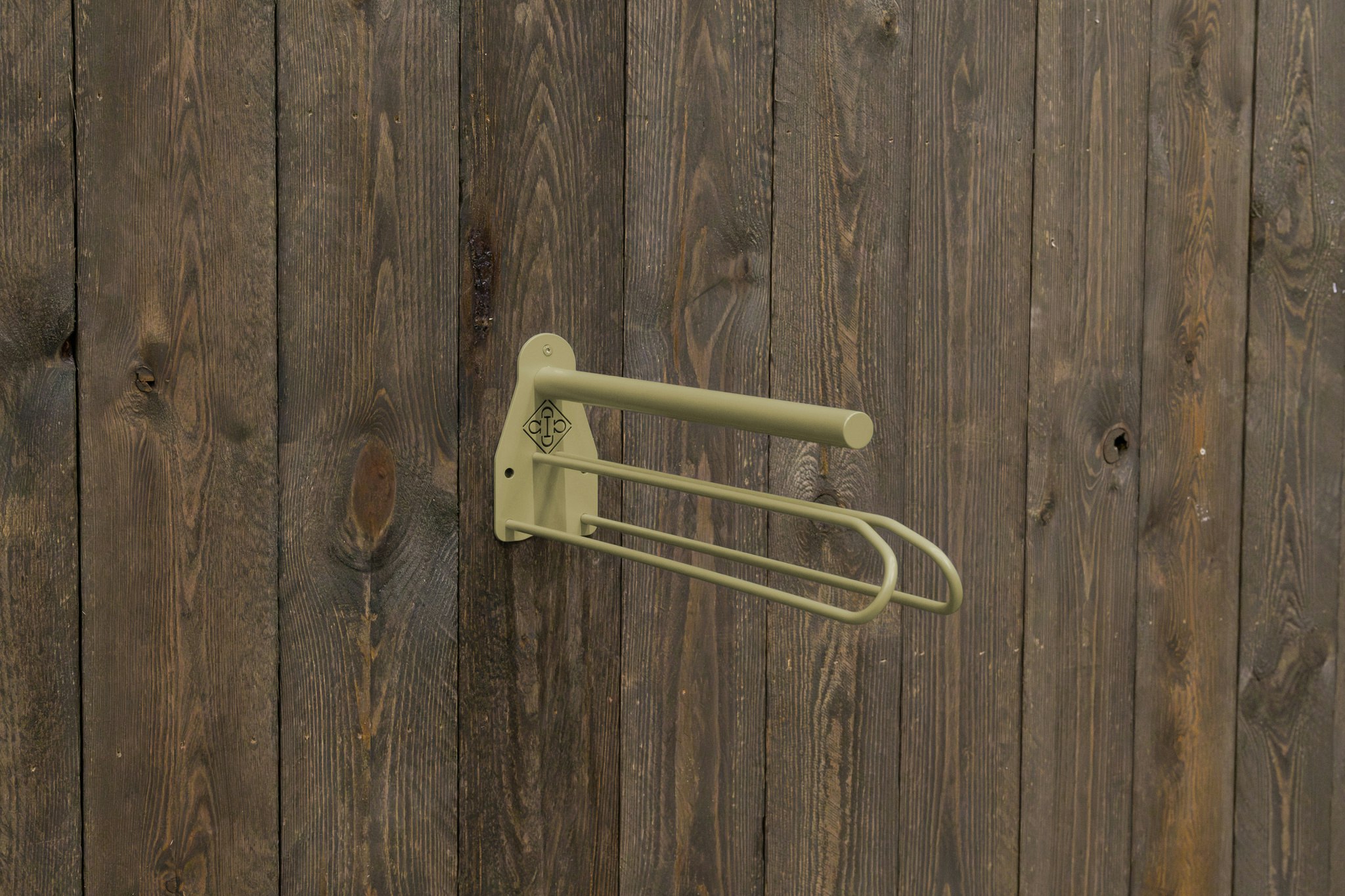 Grooming Deluxe Saddle Rack metal with saddle pad holder